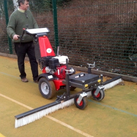 KRB 250 KU 70 - Artificial Grass Folding Broom 250...