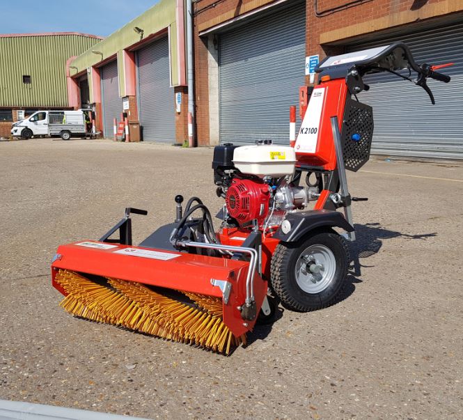 Kersten DE-MOSS 90 Sweeper on Tarmac Drive.