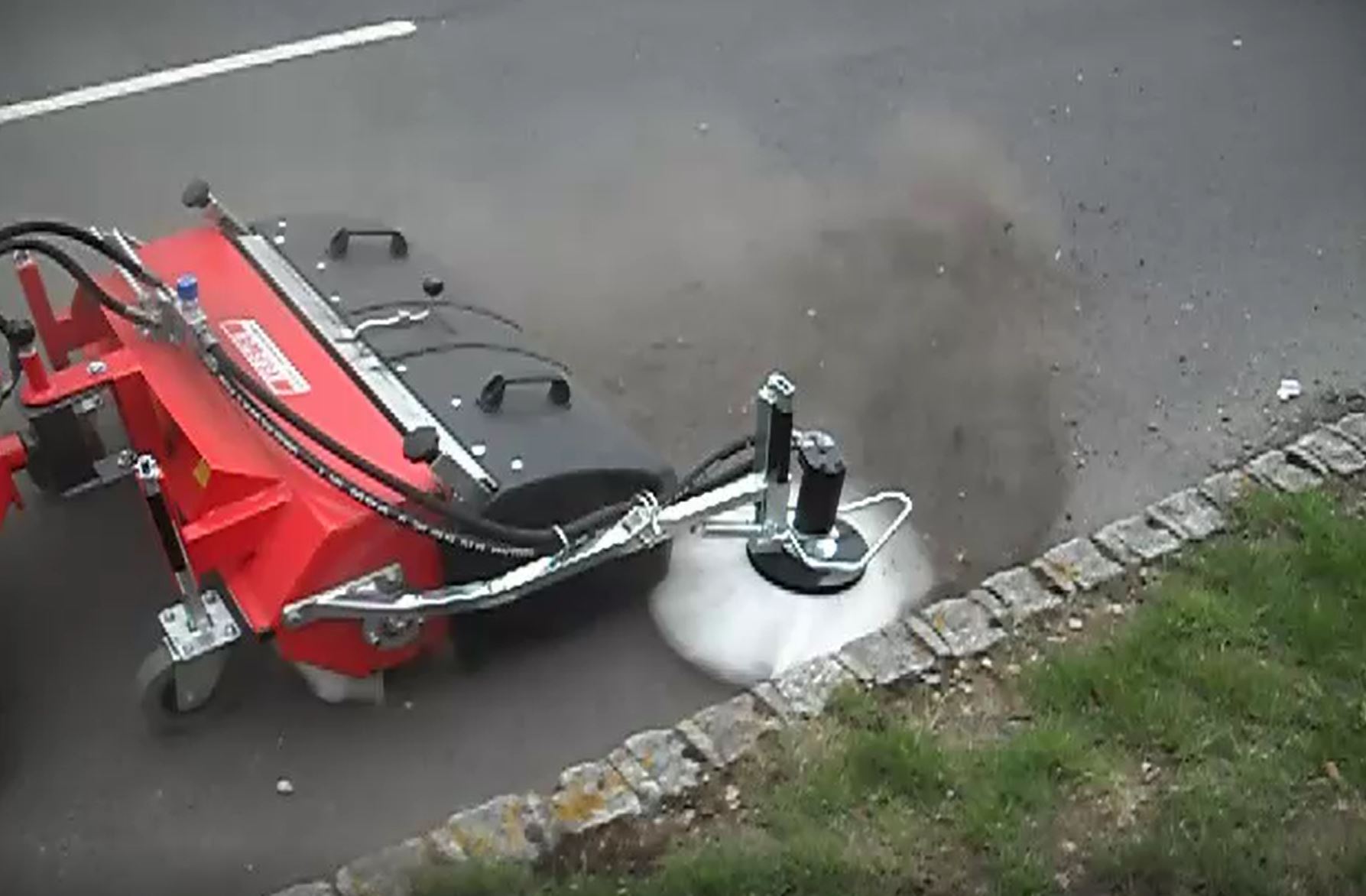 The difference with Kersten gulley brush and collector.