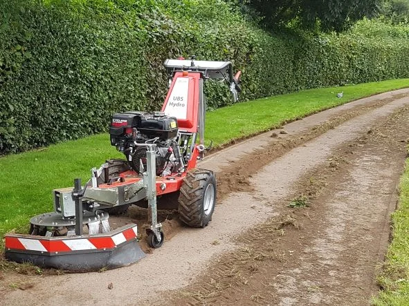 The Perfect Commercial Weed Management Toolbox - Cover Image